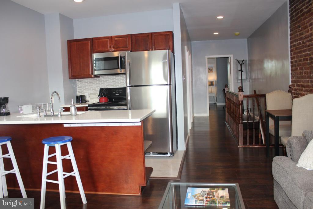 5923 North Broad Street, Unit 2 Philadelphia, PA 19141 - Photo 8 of 25