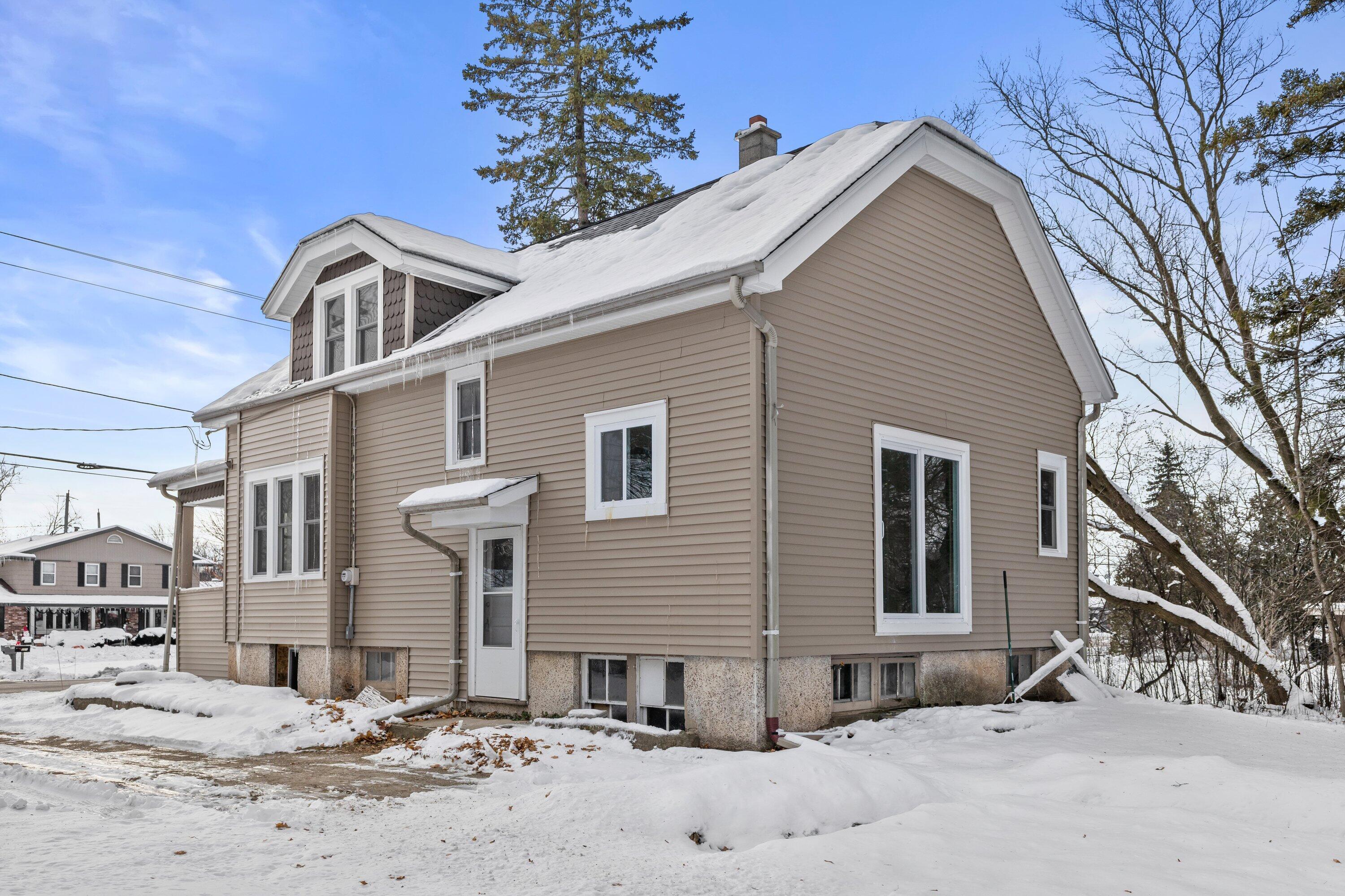 202 West Brown Deer Road Bayside, WI 53217 - Photo 30 of 32 Ready for your back patio