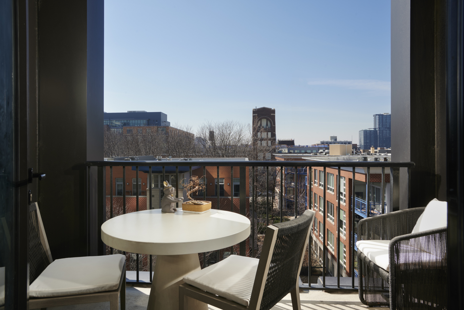 21 North May Street, Unit 503 Chicago, IL 60607 - Photo 11 of 19