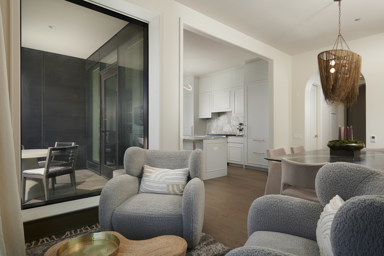 21 North May Street, Unit 503 Chicago, IL 60607 - Photo 6 of 19
