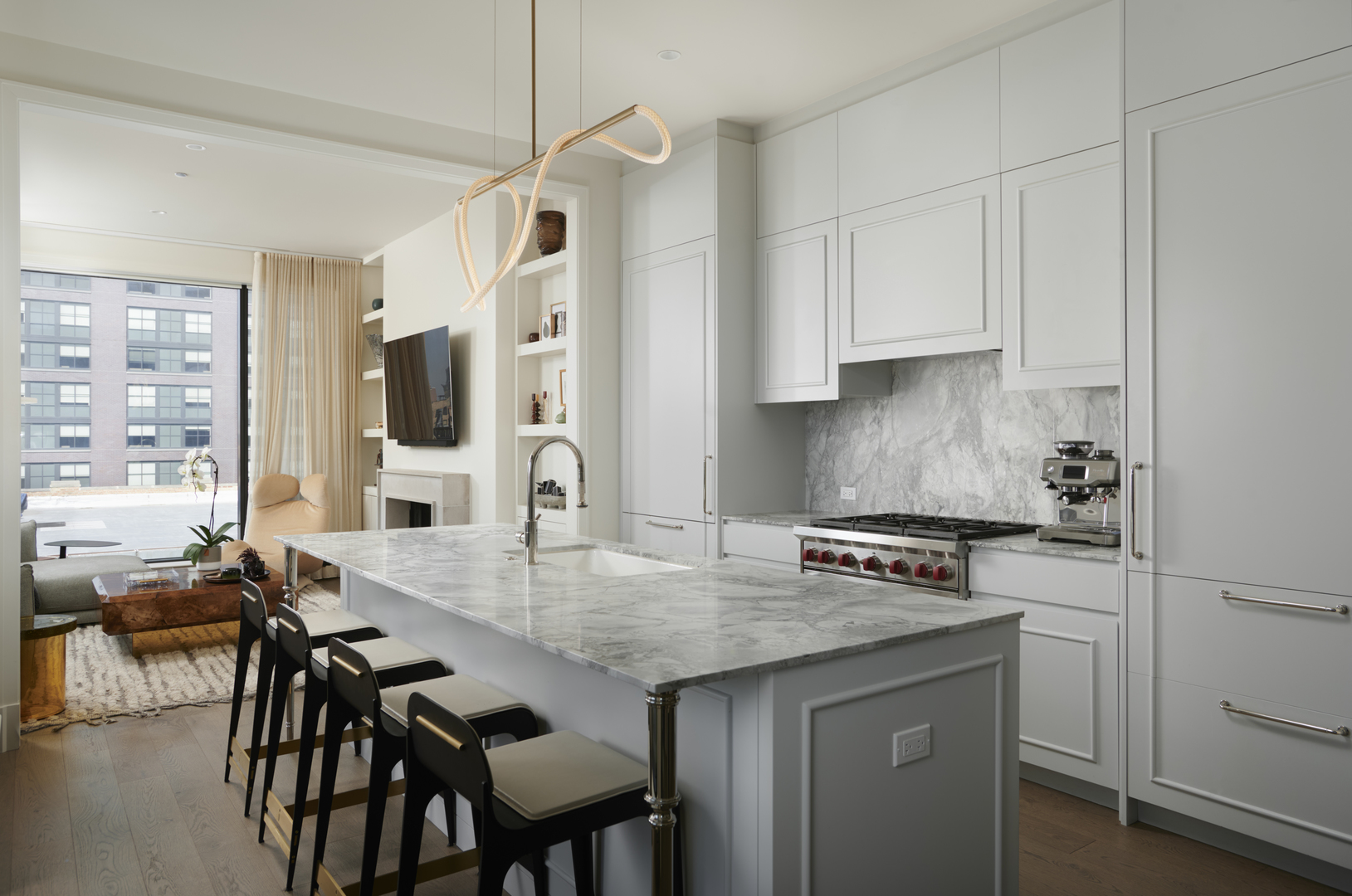 21 North May Street, Unit 503 Chicago, IL 60607 - Photo 7 of 19