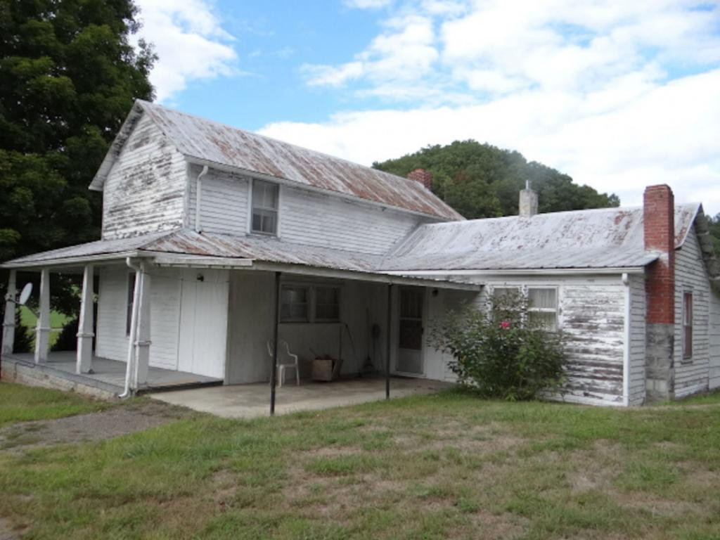 28536 Poor Valley Road Saltville, VA 24370 - Photo 11 of 16 Photo 11