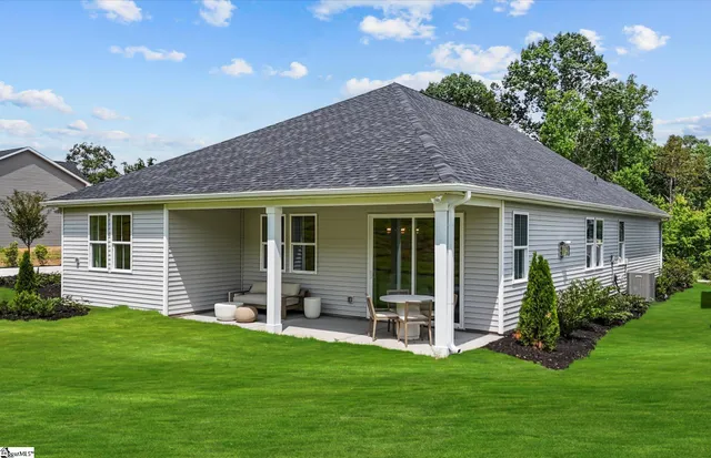 $391,030 | 821 South Sweetwater Hills Drive, Moore, SC 29369