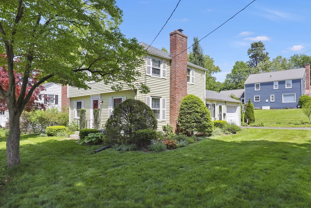 121 Benz Street Springfield, MA 01118 - Photo 34 of 40
