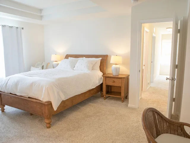 $3,800 | 2667 Retreat Circle, Lisle, IL 60532