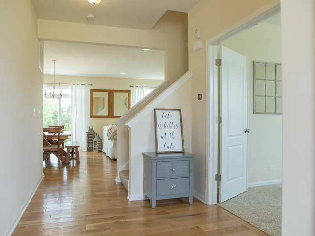 $3,800 | 2667 Retreat Circle, Lisle, IL 60532