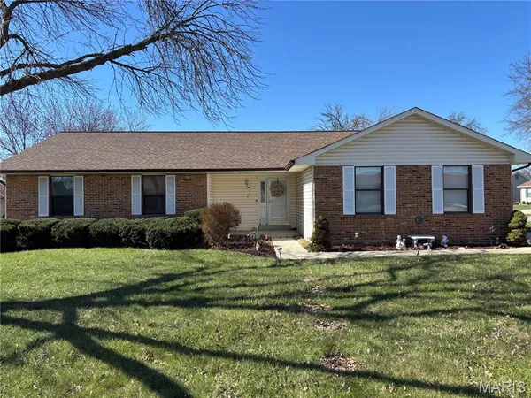 $400,000 | 3801 Hermitage Lane, St. Peters, MO 63376