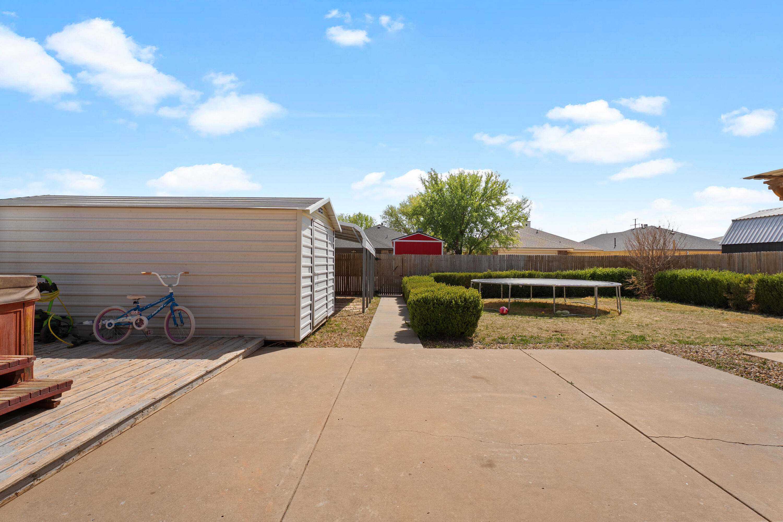 5833 102nd Street Lubbock, TX 79424 - Photo 33 of 36 a view of a terrace