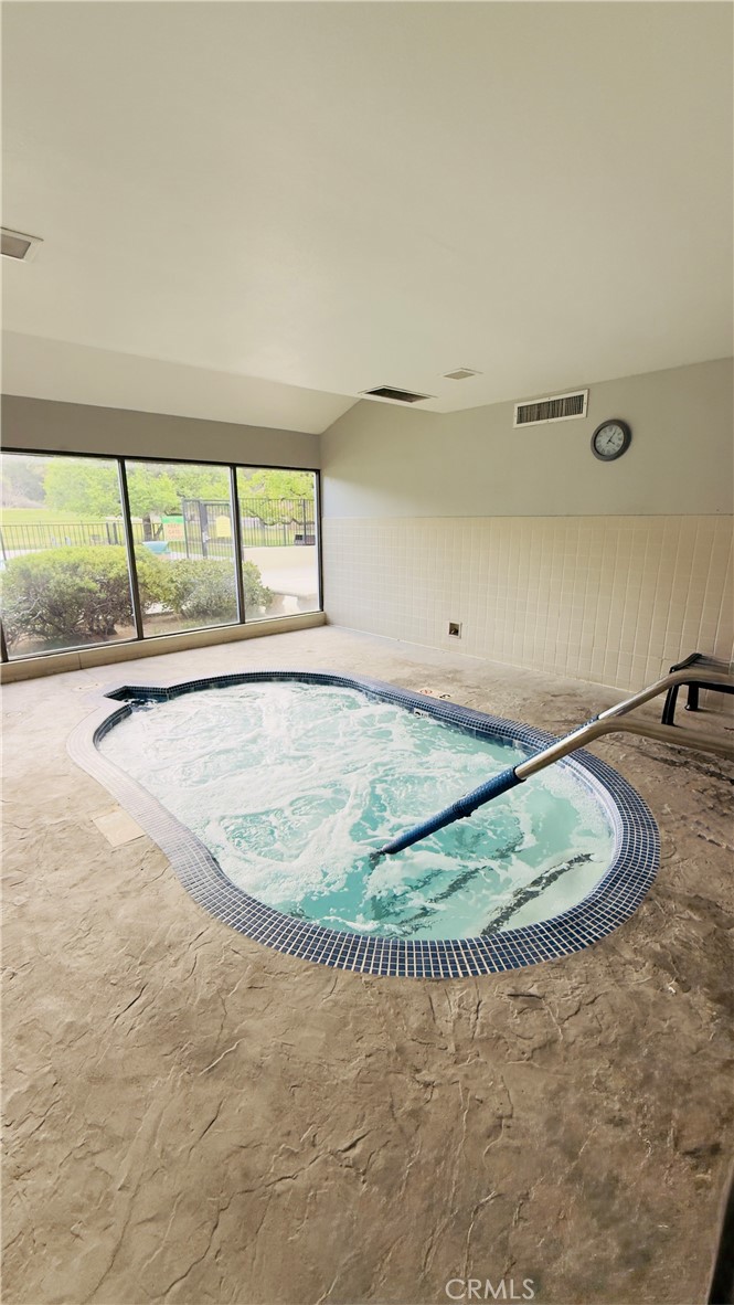 26227 Rainbow Glen Drive Newhall, CA 91321 - Photo 21 of 31