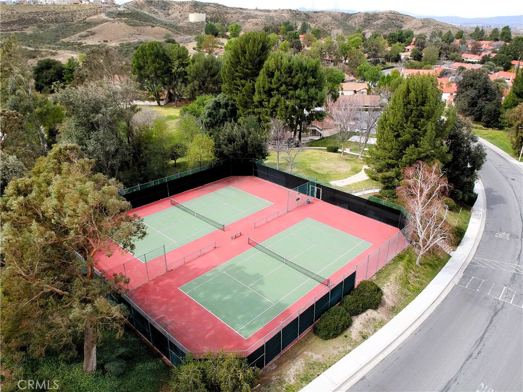 26227 Rainbow Glen Drive Newhall, CA 91321 - Photo 24 of 31