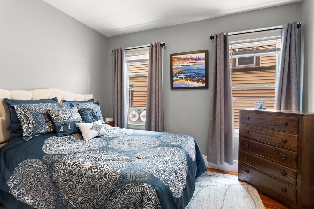 44-46 Kenmere Road Medford, MA 02155 - Photo 8 of 24 Gallery Image 8