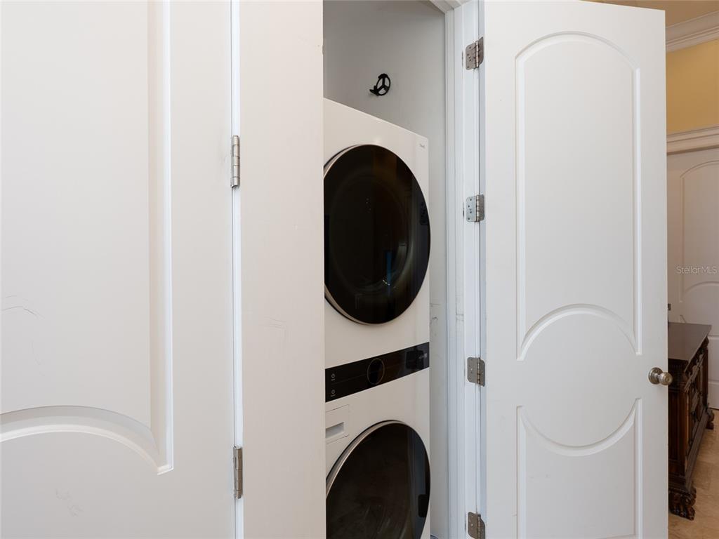 4610 Hidden River Road Sarasota, FL 34240 - Photo 34 of 96