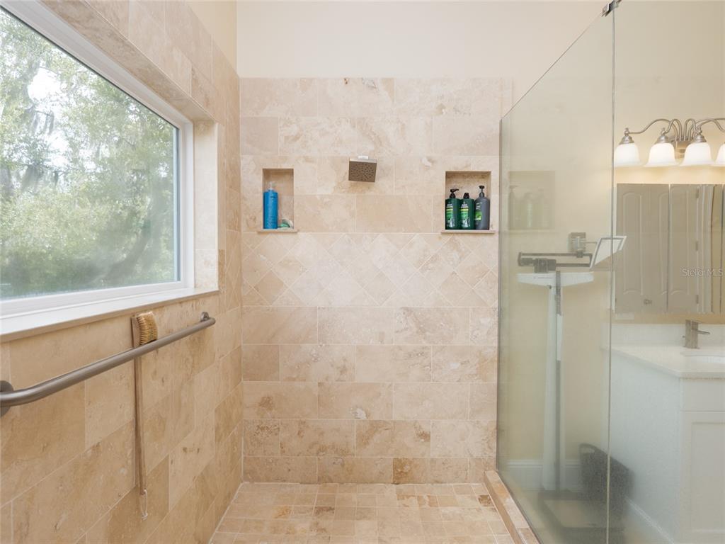 4610 Hidden River Road Sarasota, FL 34240 - Photo 39 of 96