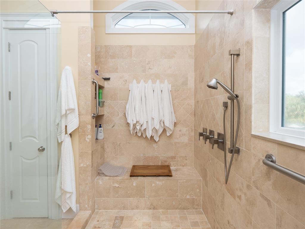 4610 Hidden River Road Sarasota, FL 34240 - Photo 40 of 96