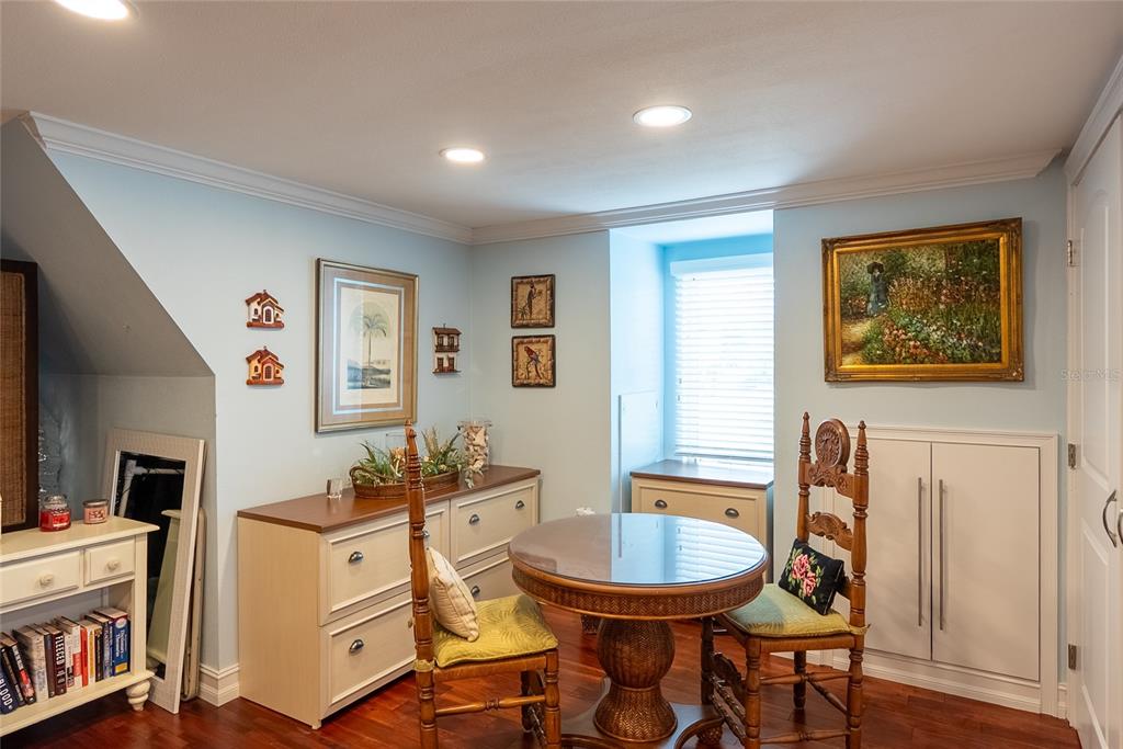 4610 Hidden River Road Sarasota, FL 34240 - Photo 45 of 96