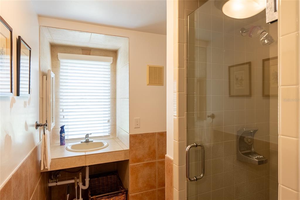 4610 Hidden River Road Sarasota, FL 34240 - Photo 46 of 96