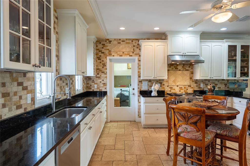 4610 Hidden River Road Sarasota, FL 34240 - Photo 62 of 96