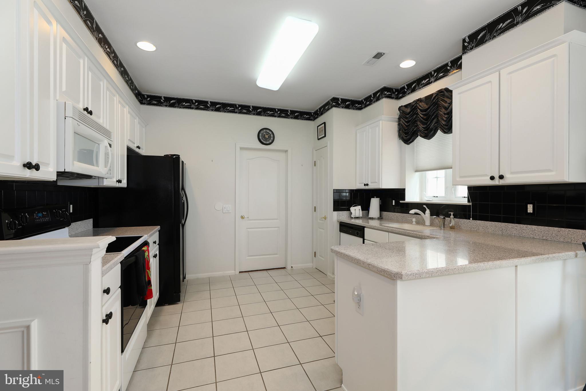 2 Periwinkle Place Marlton, NJ 08053 - Photo 17 of 38