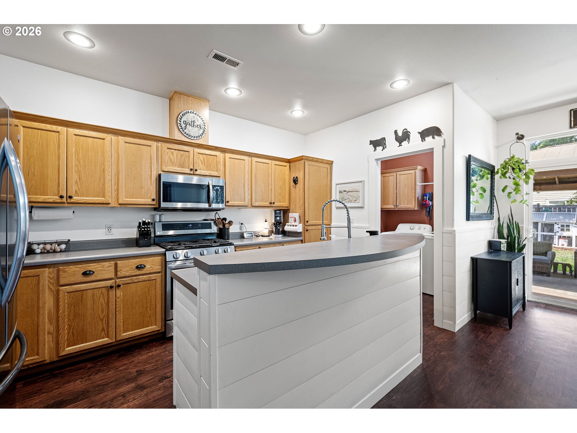 5467 Baden Way Eugene, OR 97402 - Photo 13 of 47