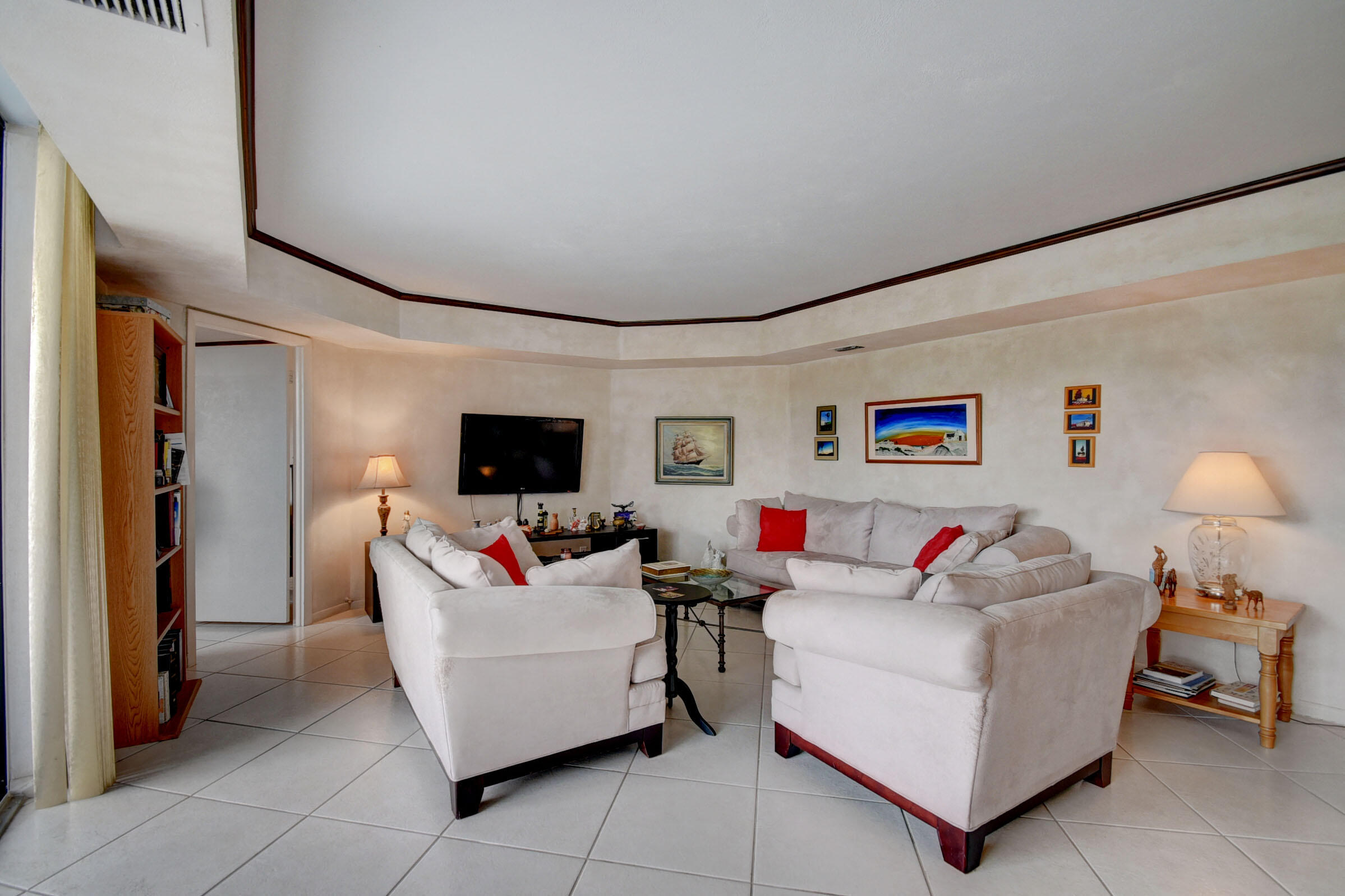 3800 Washington Road, Unit 211 West Palm Beach, FL 33405 - Photo 19 of 37 14_apartment (14)