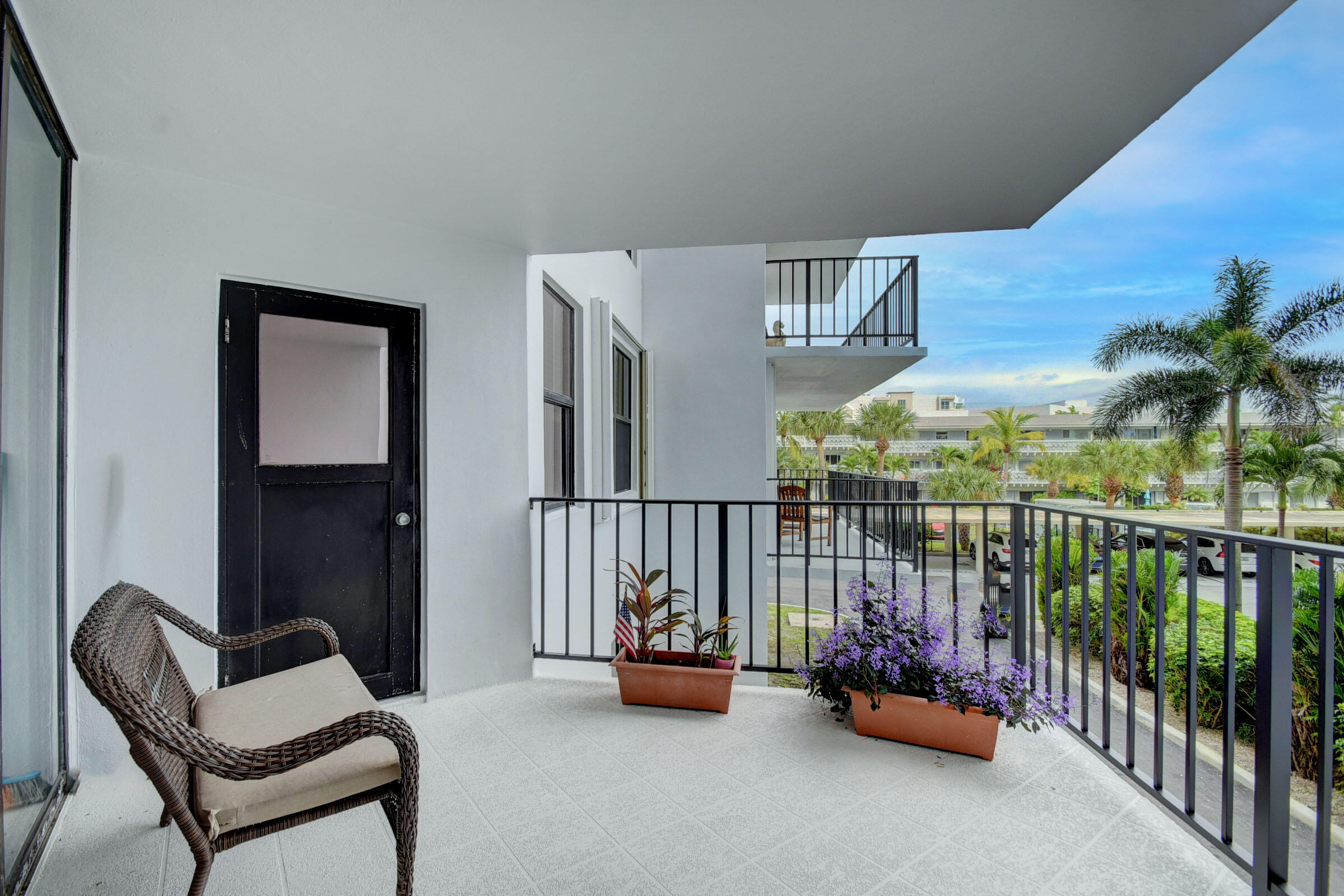 3800 Washington Road, Unit 211 West Palm Beach, FL 33405 - Photo 32 of 37 27_apartment (27)