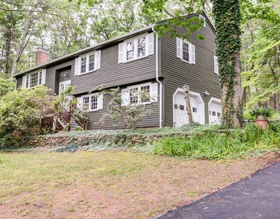 554 Springs Road Bedford, MA 01730 - Photo 1 of 30 Gallery Image 1