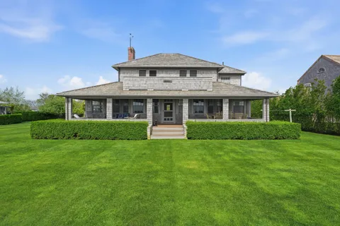 $12,500,000 | 59 Baxter Road, Nantucket, MA 02554