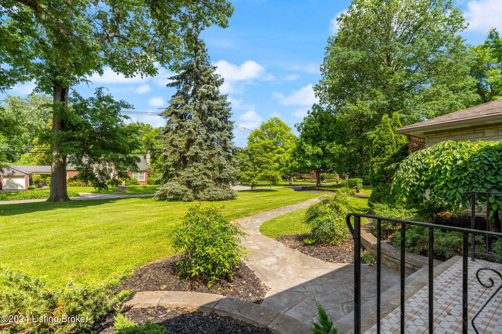 2630 Dundee Rd-33