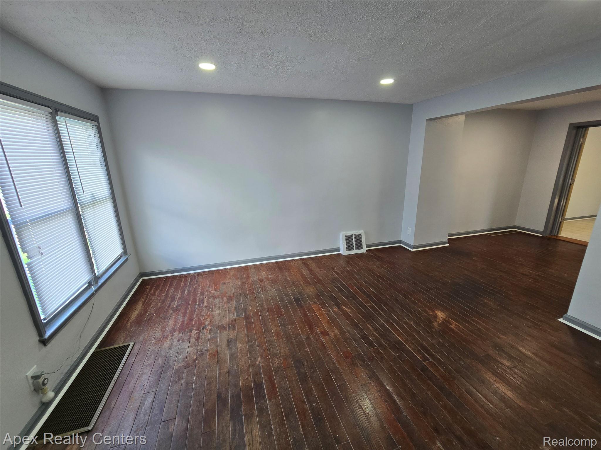 7671-7675 Evergreen Road Detroit, MI 48228 - Photo 55 of 84 7675 Evergreen.
