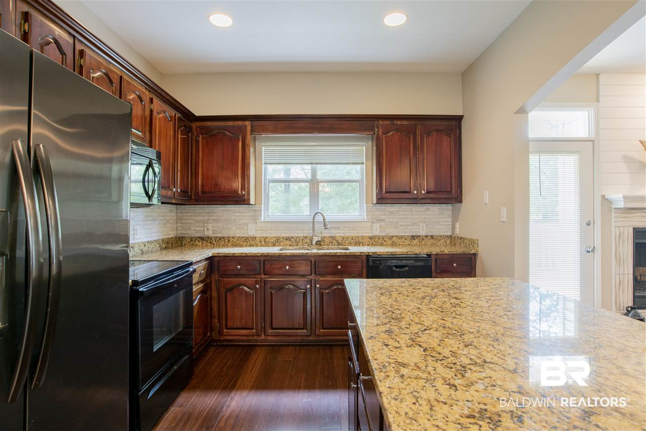 571 Ridgewood Drive Daphne, AL 36526 - Photo 18 of 39