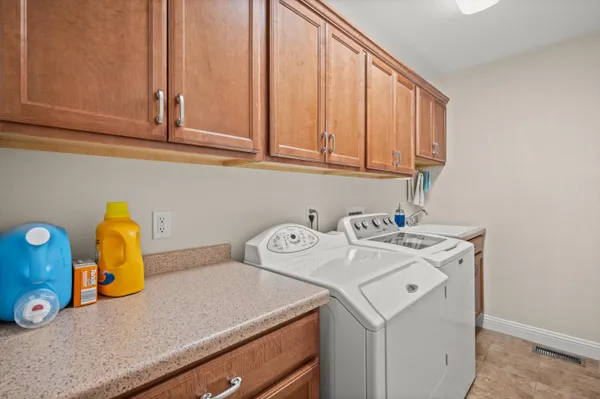 $475,000 | 627 Tindall's Nest, Twin Lakes, WI 53181
