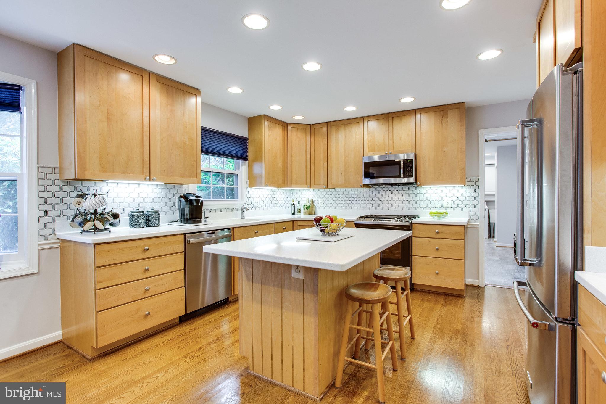 7808 Falstaff Road McLean, VA 22102 - Photo 11 of 66