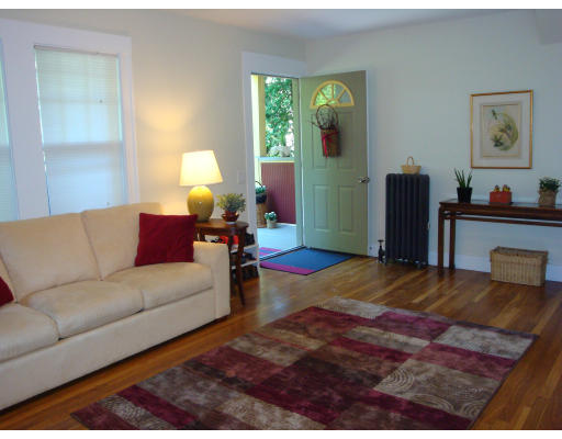 17 Lorne Road, Unit 17 Arlington, MA 02476 - Photo 6 of 12