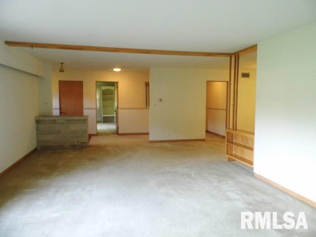 2704 East Richview Road Mount Vernon, IL 62864 - Photo 5 of 55 Gallery Image 5
