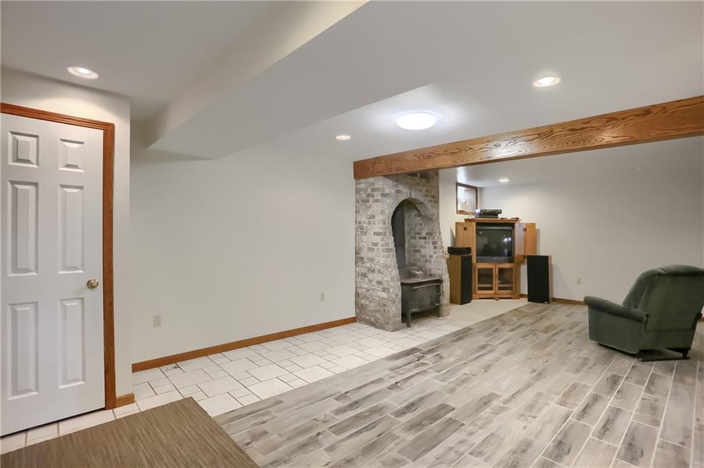 635 Cameron Road New Castle, PA 16101 - Photo 31 of 48