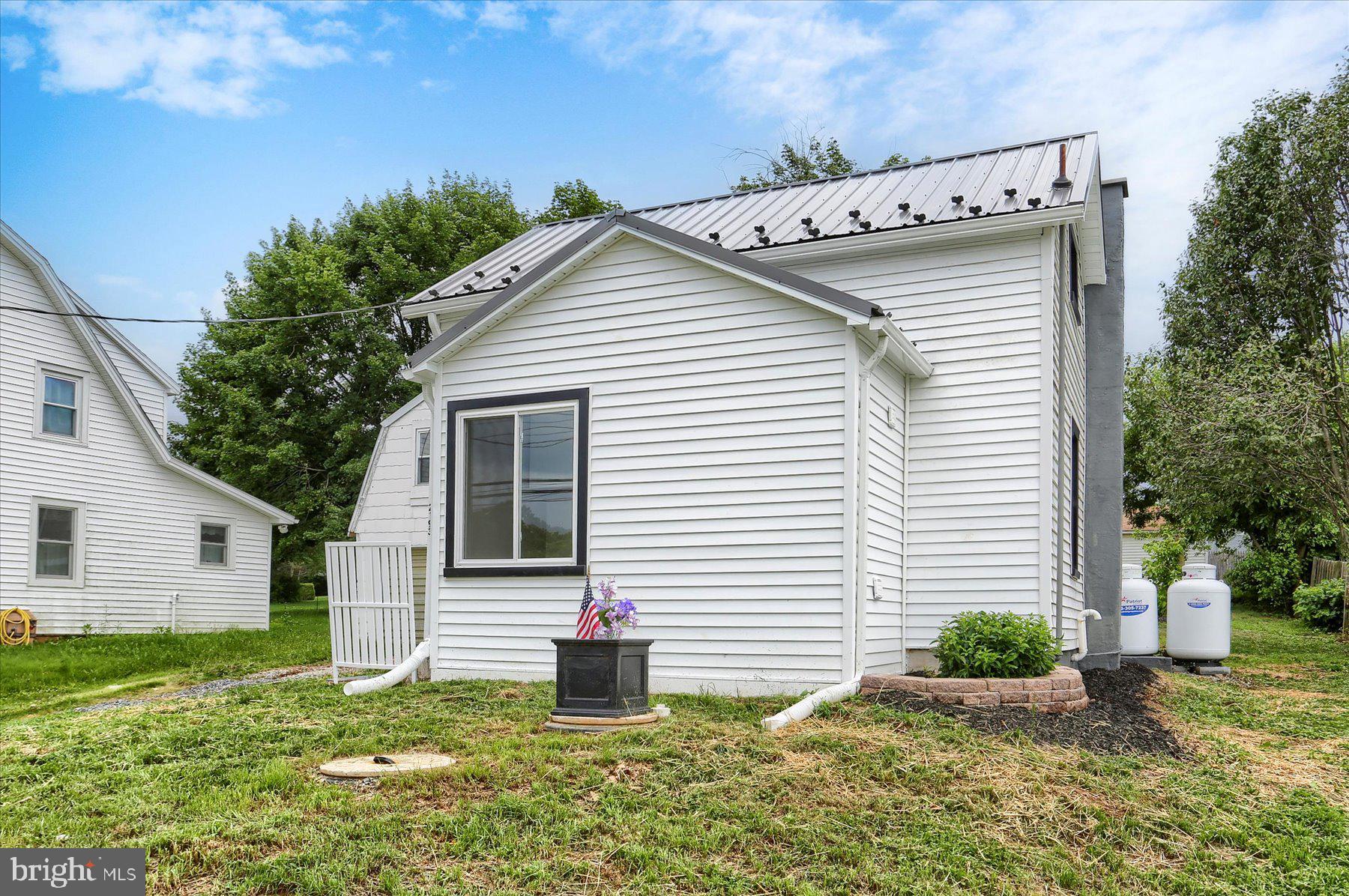 2193 Craley Road Windsor, PA 17366 - Photo 3 of 25