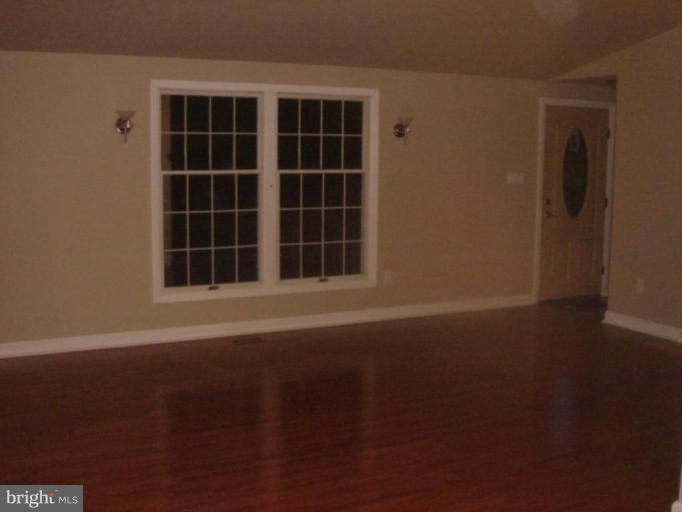 414 Berkshire Drive Riva, MD 21140 - Photo 4 of 4 Living Room