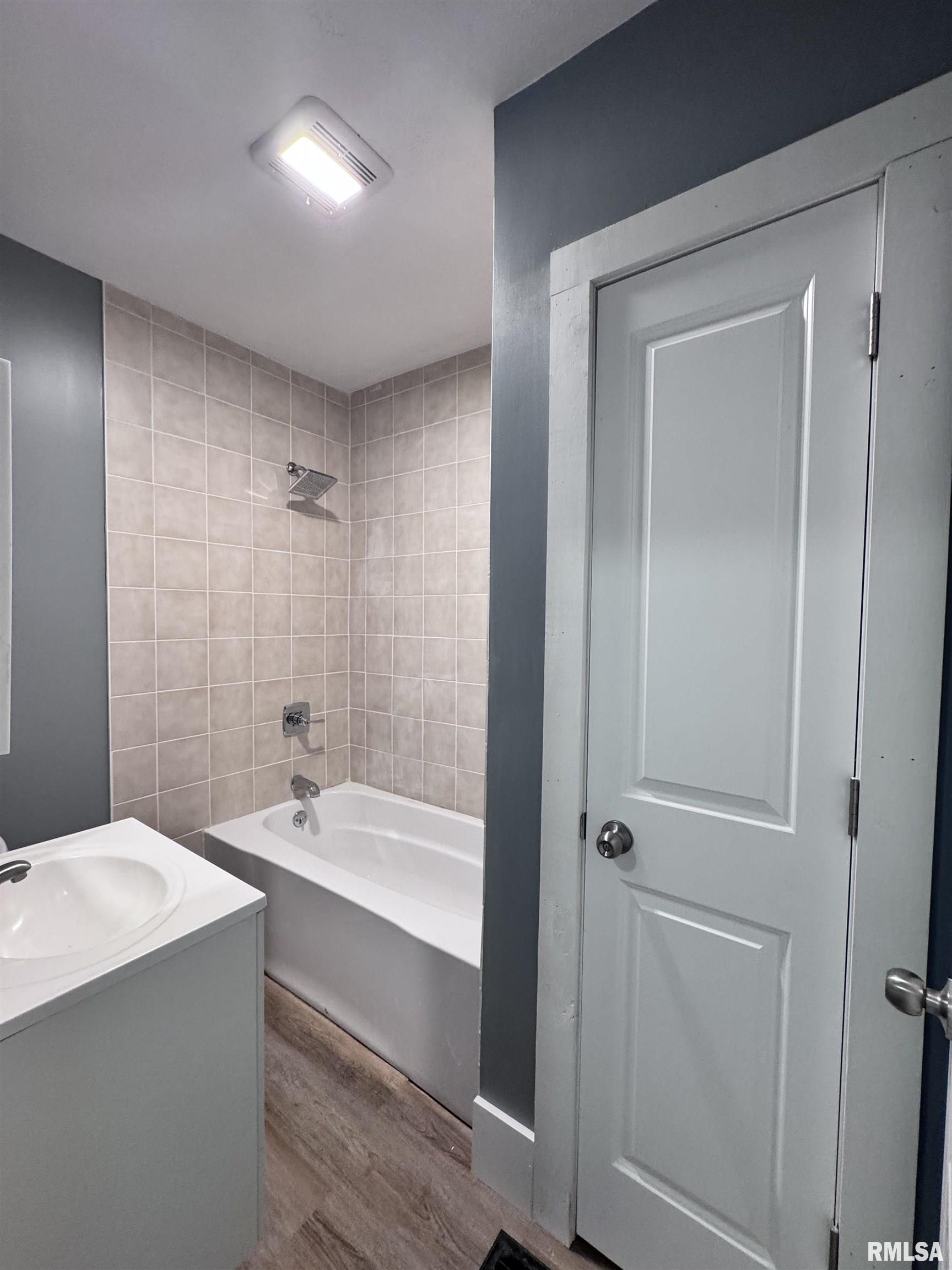 339 West Pierce Street Macomb, IL 61455 - Photo 20 of 28