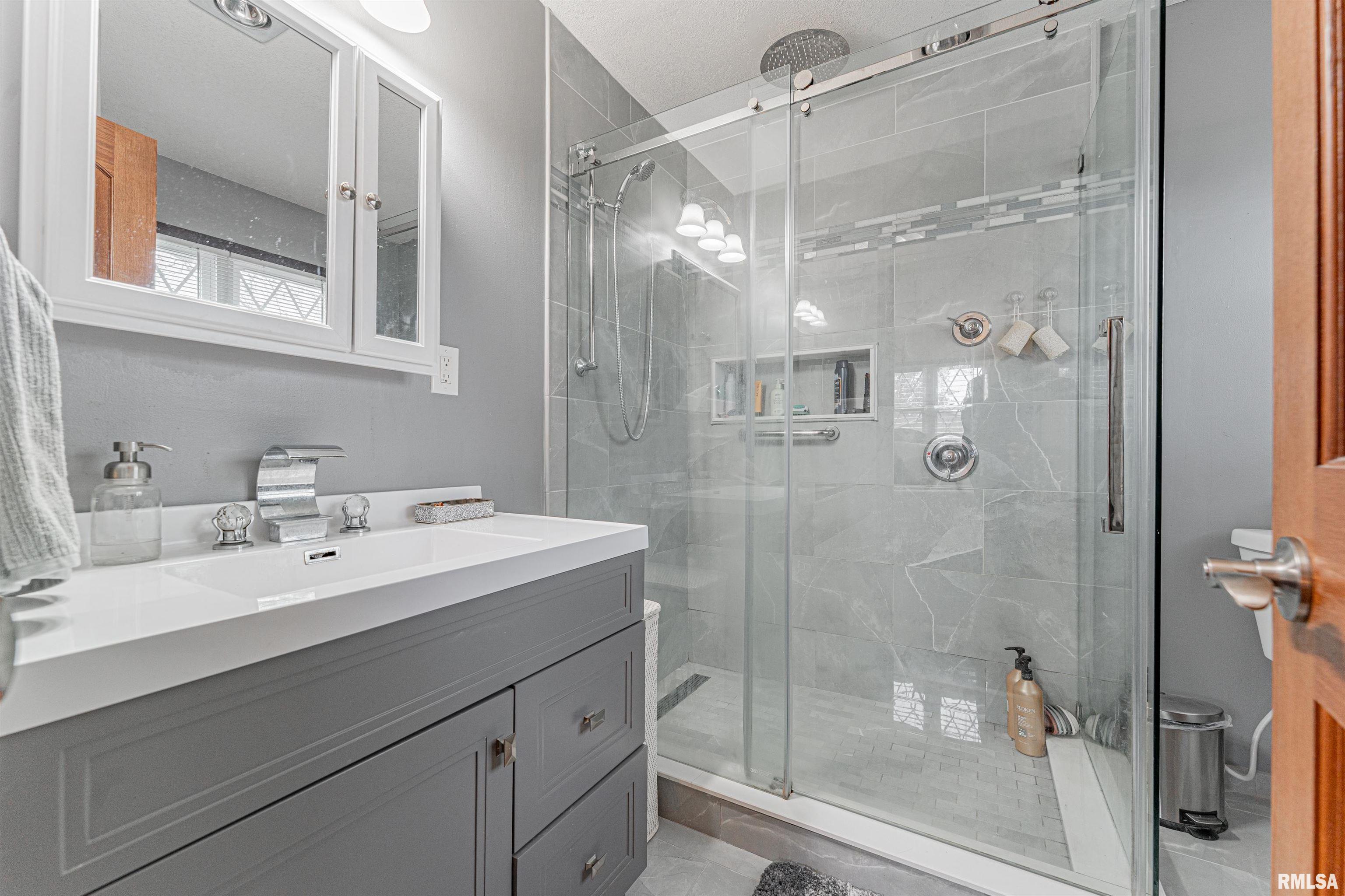 33 Roley Estates Sullivan, IL 61951 - Photo 21 of 28