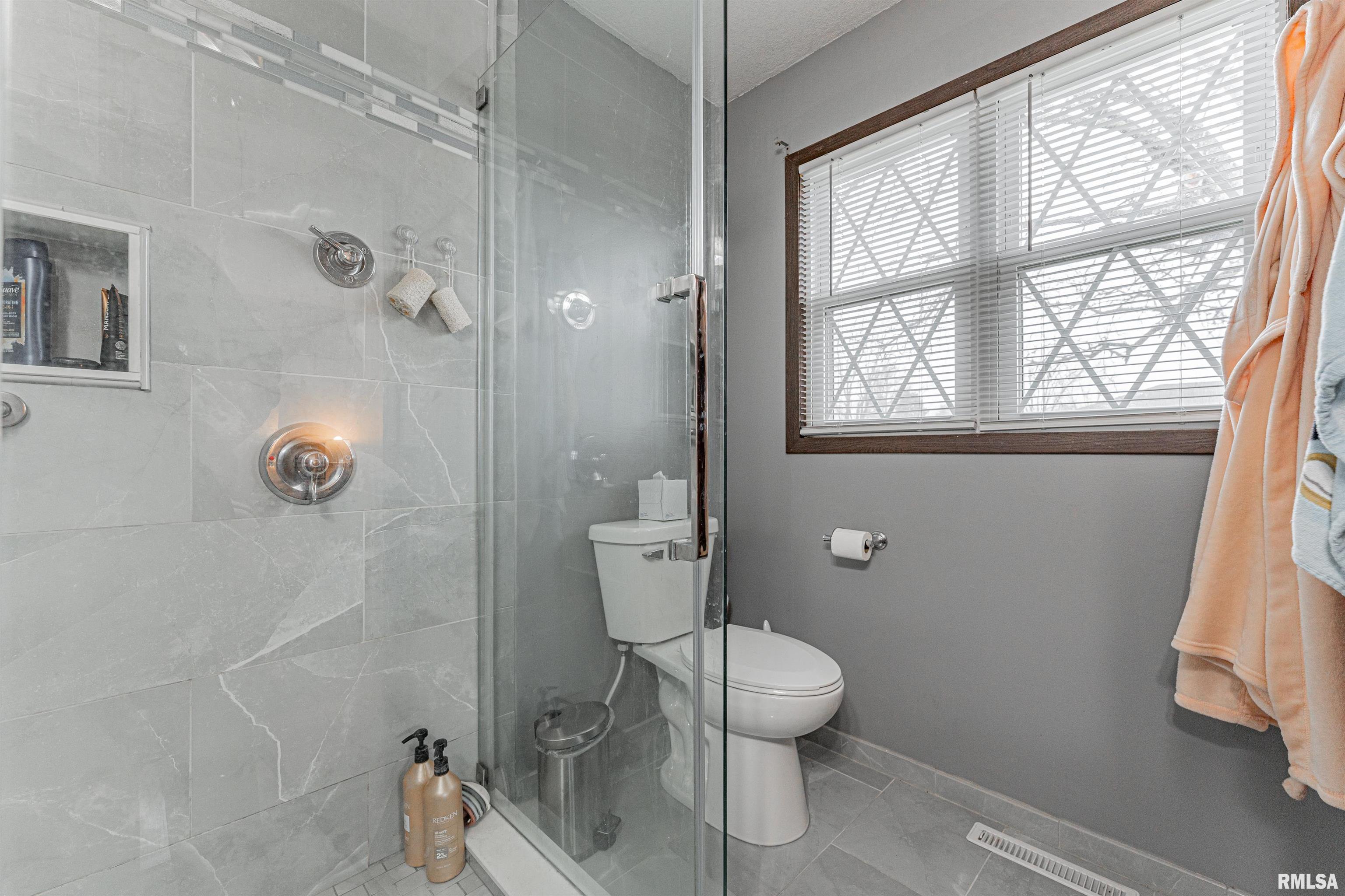 33 Roley Estates Sullivan, IL 61951 - Photo 22 of 28