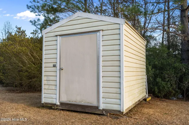 $1,500 | 700 Streamwood Drive, Jacksonville, NC 28546