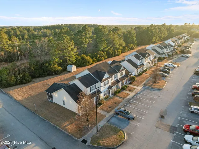 $1,500 | 700 Streamwood Drive, Jacksonville, NC 28546