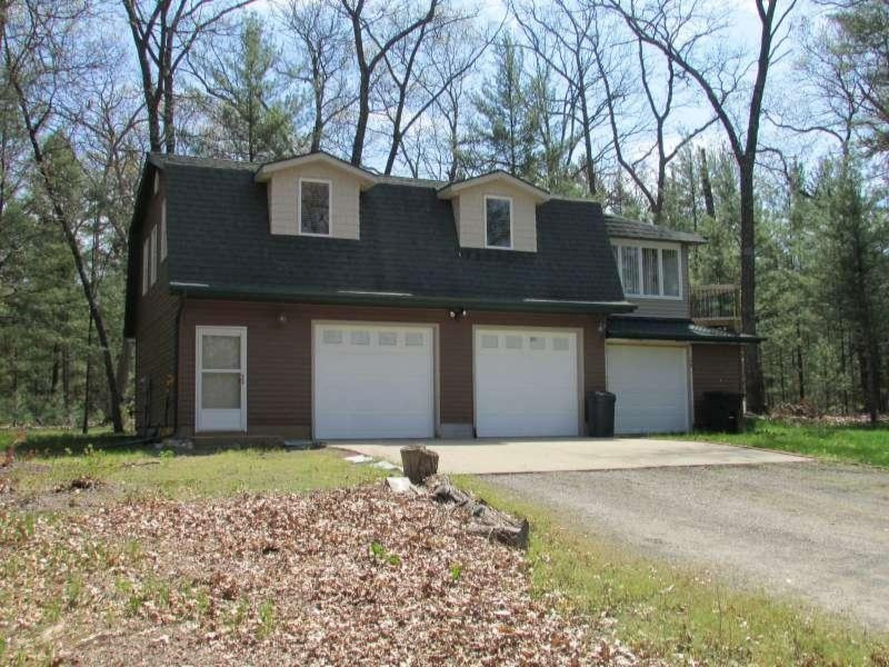 1033 Crystal Lake Road Whitehall, MI 49461 - Photo 4 of 20 IMG_2498-800