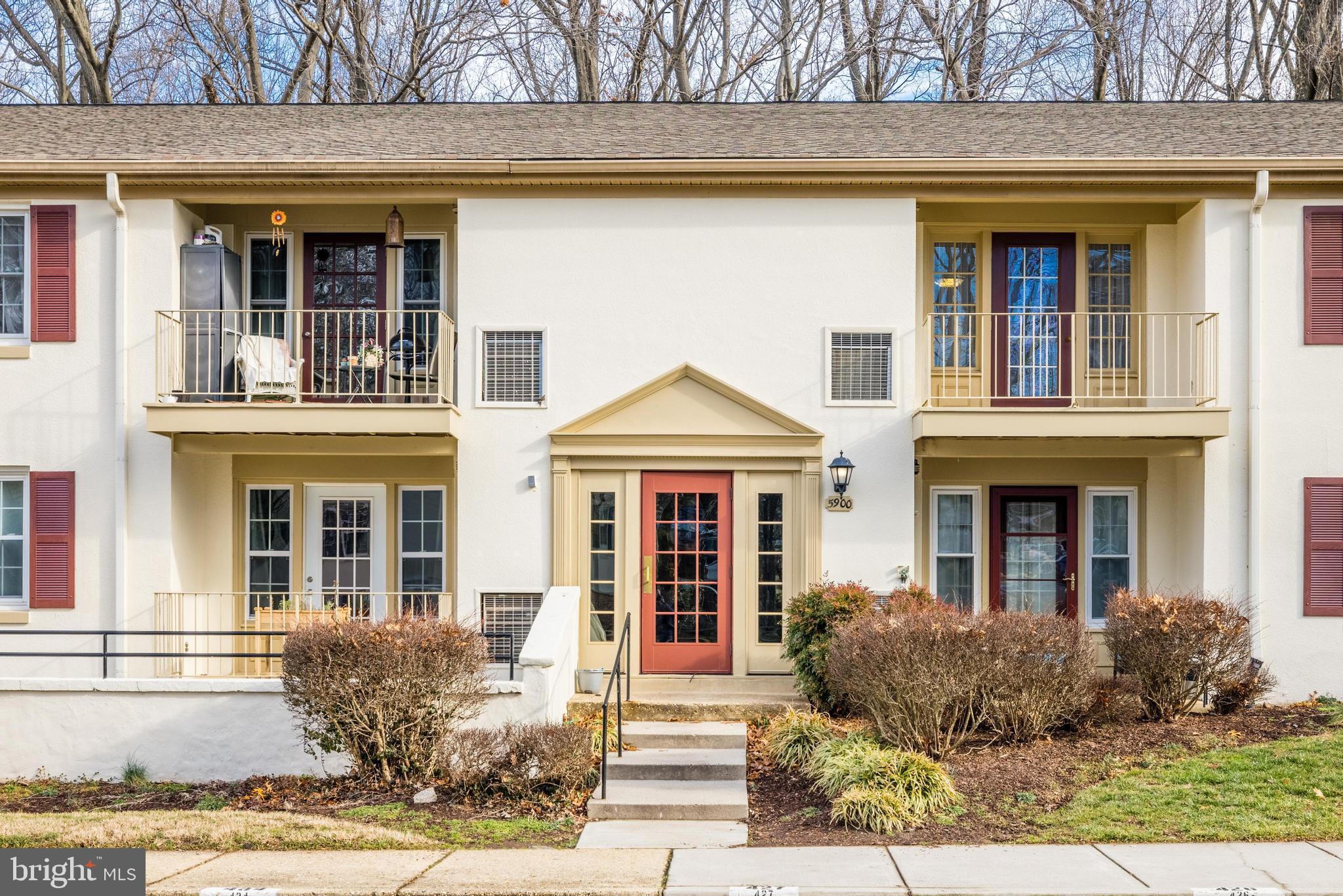 5900 Kingsford Road, Unit 429 Springfield, VA 22152 - Photo 1 of 35 EXTERIOR FRONT
