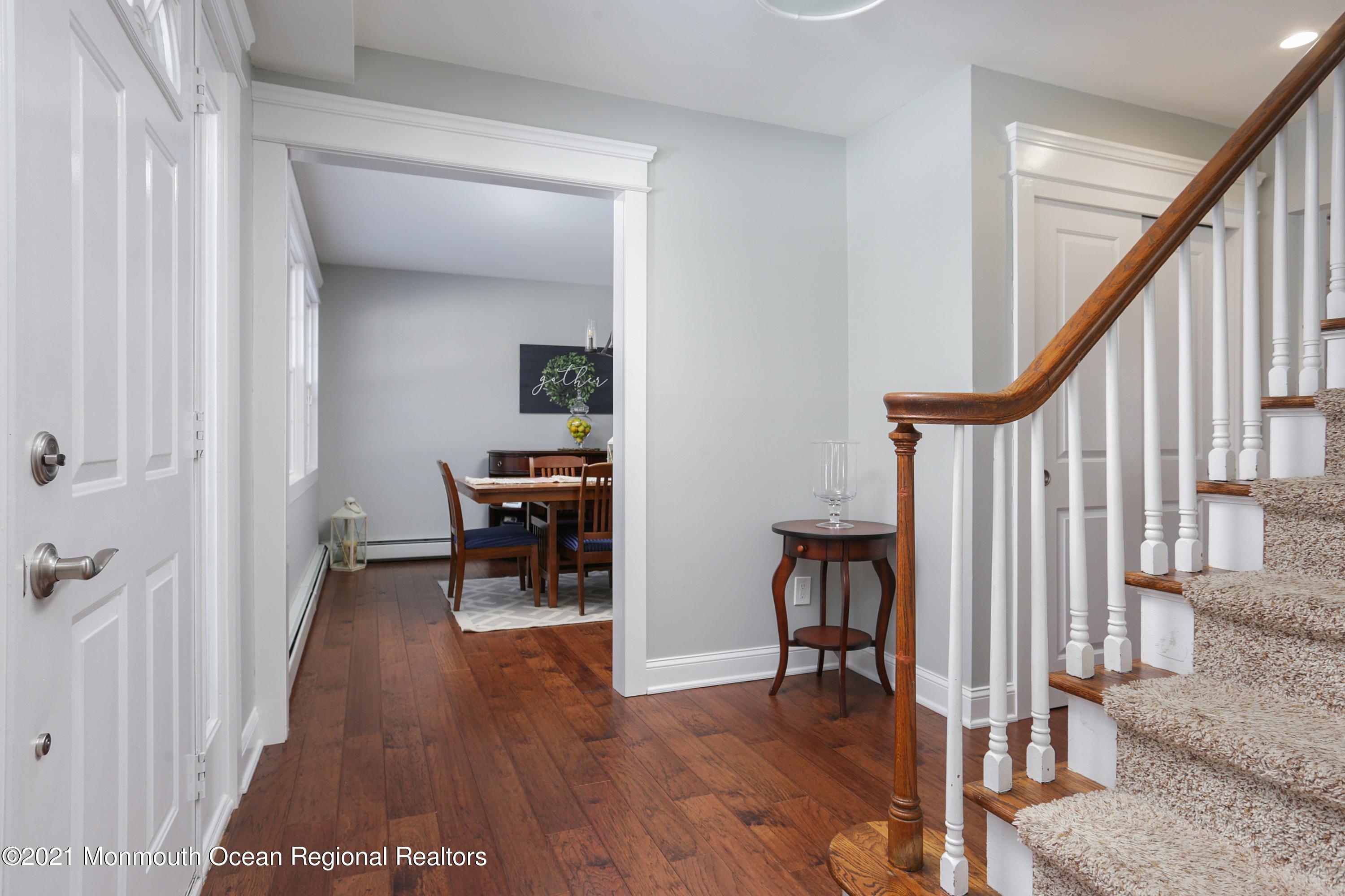 184 Pelican Road Middletown, NJ 07748 - Photo 3 of 15 184 pelican fyr