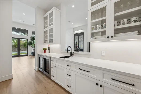 $3,874,000 | 1619 Lynnview Drive, Houston, TX 77055