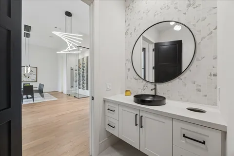 $3,874,000 | 1619 Lynnview Drive, Houston, TX 77055