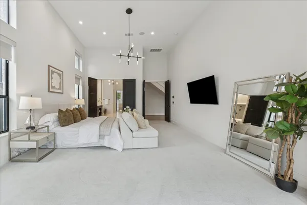 $3,874,000 | 1619 Lynnview Drive, Houston, TX 77055