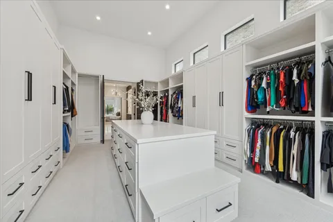 $3,874,000 | 1619 Lynnview Drive, Houston, TX 77055