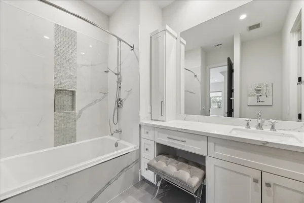 $3,874,000 | 1619 Lynnview Drive, Houston, TX 77055